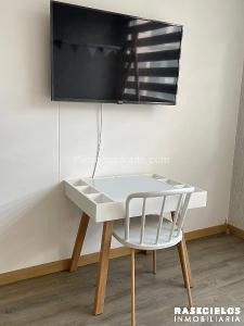 Apartamento de 3 alcobas en arriendo en Los Naranjos, Medellín, 125 m² · foto 9 de 15