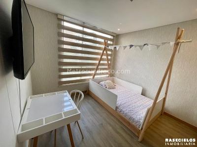 Apartamento de 3 alcobas en arriendo en Los Naranjos, Medellín, 125 m² · foto 10 de 15
