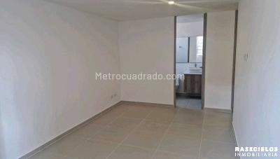 Apartamento de 2 alcobas en venta en El Poblado, Medellín, 80 m² · foto 13 de 20