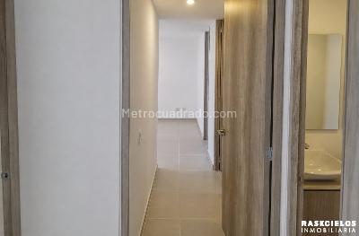 Apartamento de 2 alcobas en venta en El Poblado, Medellín, 80 m² · foto 15 de 20