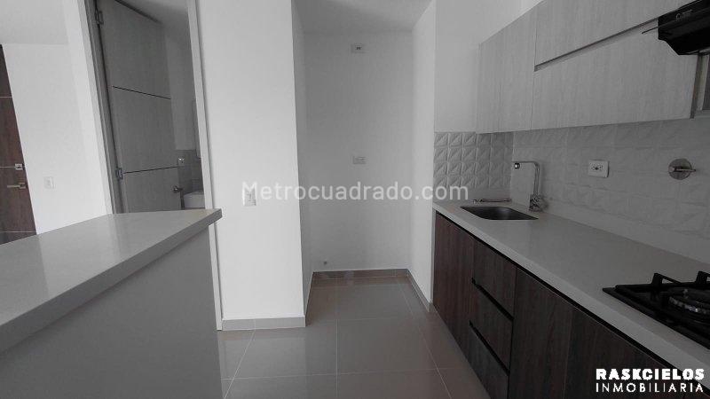 Piso – Medellín - Más