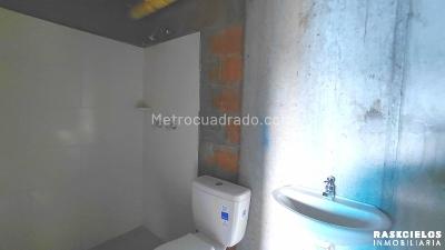 Apartamento de 3 alcobas en venta en San Jose, Sabaneta, 55 m² · foto 5 de 20