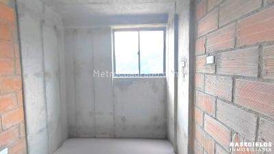 Apartamento de 3 alcobas en venta en San Jose, Sabaneta, 55 m² · foto 18 de 20