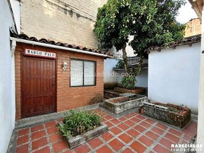 Casa de 5 alcobas en venta en La Floresta, Medellín, 327 m² · foto 18 de 18