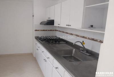 Apartamento en venta en La Floresta, Medellín · foto 11 de 18