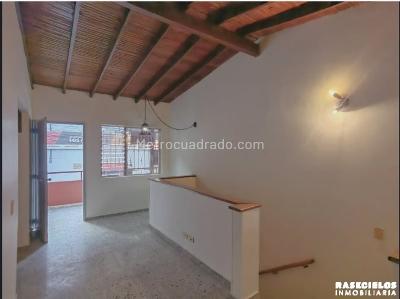 Casa de 5 alcobas en venta en Los Colores, Medellín, 156 m² · foto 4 de 20