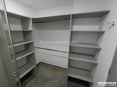 Apartamento de 3 alcobas en arriendo en Conquistadores, Medellín, 124 m² · foto 12 de 15