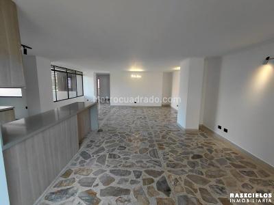 Apartamento de 3 alcobas en arriendo en Conquistadores, Medellín, 120 m² · foto 3 de 20