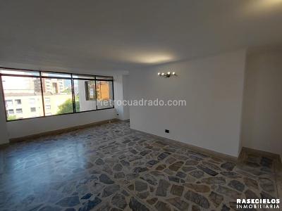 Apartamento de 3 alcobas en arriendo en Conquistadores, Medellín, 120 m² · foto 12 de 20