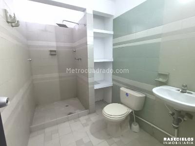 Casa de 5 alcobas en arriendo en El Nogal, Medellín, 257 m² · foto 4 de 20