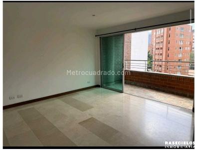 Apartamento de 3 alcobas en venta en Laureles, Medellín, 104 m² · foto 7 de 20