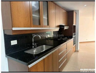 Apartamento de 3 alcobas en venta en Laureles, Medellín, 104 m² · foto 8 de 20