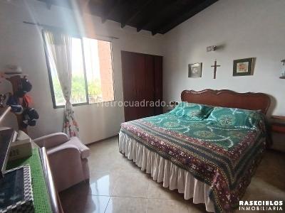 Apartamento de 3 alcobas en venta en Laureles, Medellín, 107 m² · foto 16 de 20