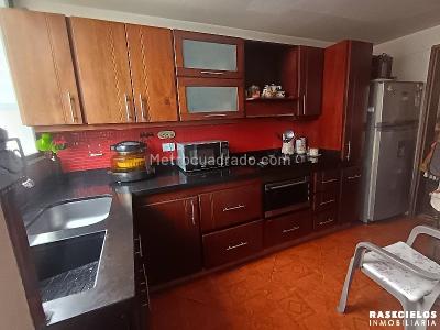 Apartamento de 3 alcobas en venta en Laureles, Medellín, 107 m² · foto 19 de 20