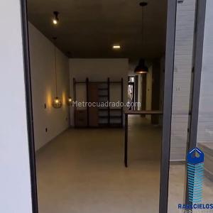 Apartaestudio en venta en El Nogal, Medellín, 90 m² · foto 9 de 10