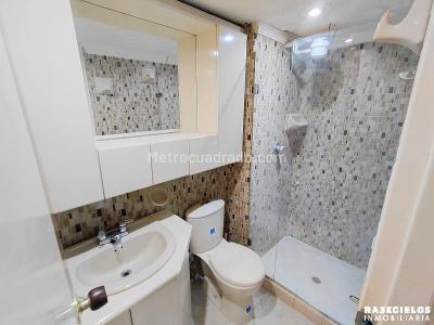 Apartamento de 3 alcobas en arriendo en El Velodromo, Medellín, 120 m² · foto 10 de 18