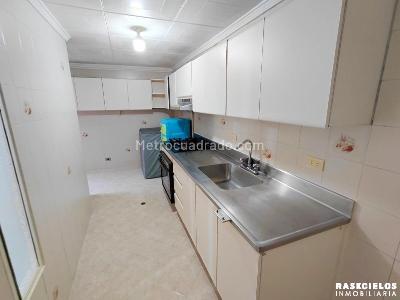 Apartamento de 3 alcobas en arriendo en El Velodromo, Medellín, 120 m² · foto 5 de 18