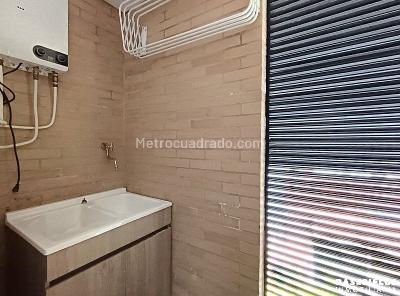 Apartamento en arriendo en Laureles, Medellín · foto 4 de 16