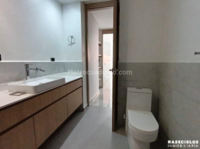 Apartamento en arriendo en Laureles, Medellín · foto 14 de 16