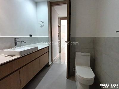 Apartamento en arriendo en Laureles, Medellín · foto 12 de 20
