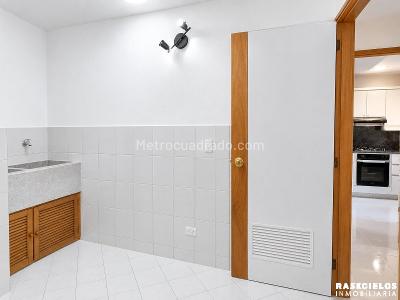Apartamento en arriendo en Laureles, Medellín · foto 8 de 20