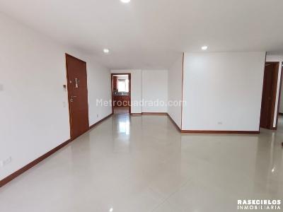 Apartamento en arriendo en Laureles, Medellín · foto 5 de 19