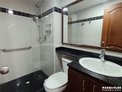 Apartamento en arriendo en Laureles, Medellín · foto 10 de 19