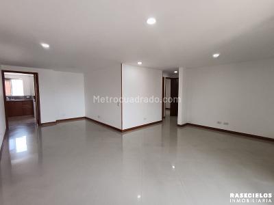 Apartamento en arriendo en Laureles, Medellín · foto 11 de 19