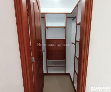 Apartamento en arriendo en Laureles, Medellín · foto 13 de 19