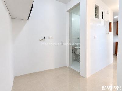 Apartamento en arriendo en Laureles, Medellín · foto 18 de 19