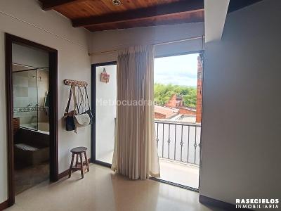 Casa de 4 alcobas en arriendo en Loma De Los Bernal, Medellín, 127 m² · foto 11 de 20