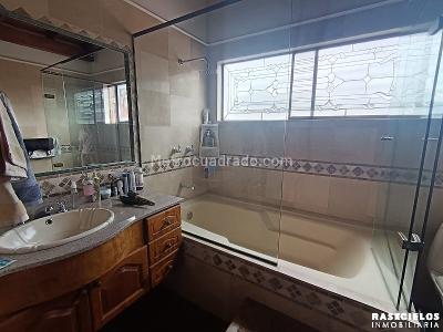 Casa de 4 alcobas en arriendo en Loma De Los Bernal, Medellín, 127 m² · foto 12 de 20