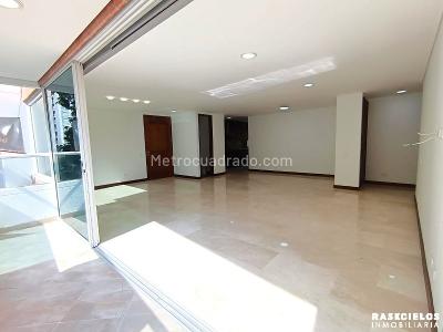 Apartamento de 3 alcobas en venta en Laureles, Medellín, 128 m² · foto 4 de 20