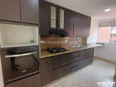Apartamento de 3 alcobas en venta en Laureles, Medellín, 128 m² · foto 5 de 20