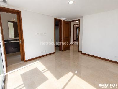 Apartamento de 3 alcobas en venta en Laureles, Medellín, 128 m² · foto 9 de 20