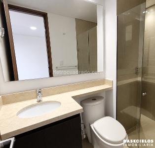 Apartamento de 3 alcobas en venta en Laureles, Medellín, 128 m² · foto 13 de 20