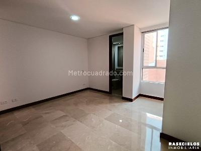 Apartamento de 3 alcobas en venta en Laureles, Medellín, 128 m² · foto 14 de 20