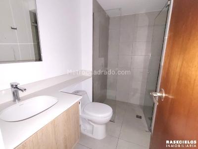 Apartamento de 3 alcobas en arriendo en Los Balsos, Medellín, 106 m² · foto 5 de 11