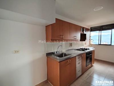 Apartamento de 3 alcobas en arriendo en Los Balsos, Medellín, 106 m² · foto 8 de 11