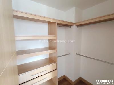 Apartamento de 3 alcobas en arriendo en El Poblado, Medellín, 99 m² · foto 7 de 14