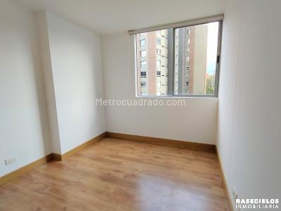 Apartamento de 3 alcobas en arriendo en El Poblado, Medellín, 99 m² · foto 10 de 14