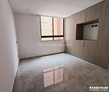 Apartamento de 3 alcobas en arriendo en Laureles, Medellín, 130 m² · foto 15 de 16