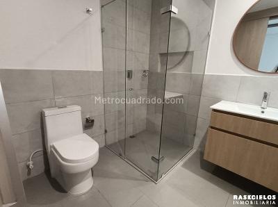 Apartamento de 3 alcobas en arriendo en Laureles, Medellín, 130 m² · foto 16 de 16