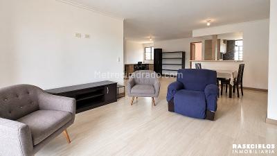 Apartamento de 3 alcobas en venta en San Joaquín, Medellín, 141 m² · foto 1 de 10