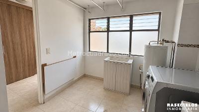 Apartamento de 3 alcobas en venta en San Joaquín, Medellín, 141 m² · foto 5 de 10
