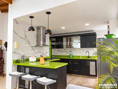 Apartamento de 3 alcobas en venta en Laureles, Medellín, 103 m² · foto 3 de 11