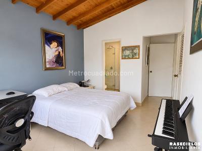 Apartamento de 3 alcobas en venta en Laureles, Medellín, 103 m² · foto 5 de 11