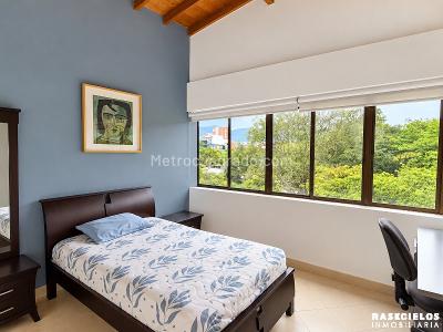 Apartamento de 3 alcobas en venta en Laureles, Medellín, 103 m² · foto 8 de 11