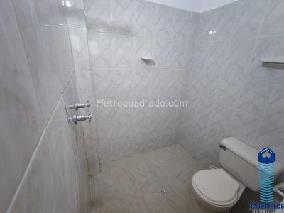 Casa de 3 alcobas en venta en Calasanz, Medellín, 190 m² · foto 10 de 18