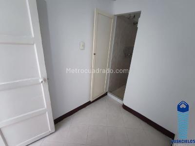 Casa de 3 alcobas en venta en Calasanz, Medellín, 190 m² · foto 13 de 18